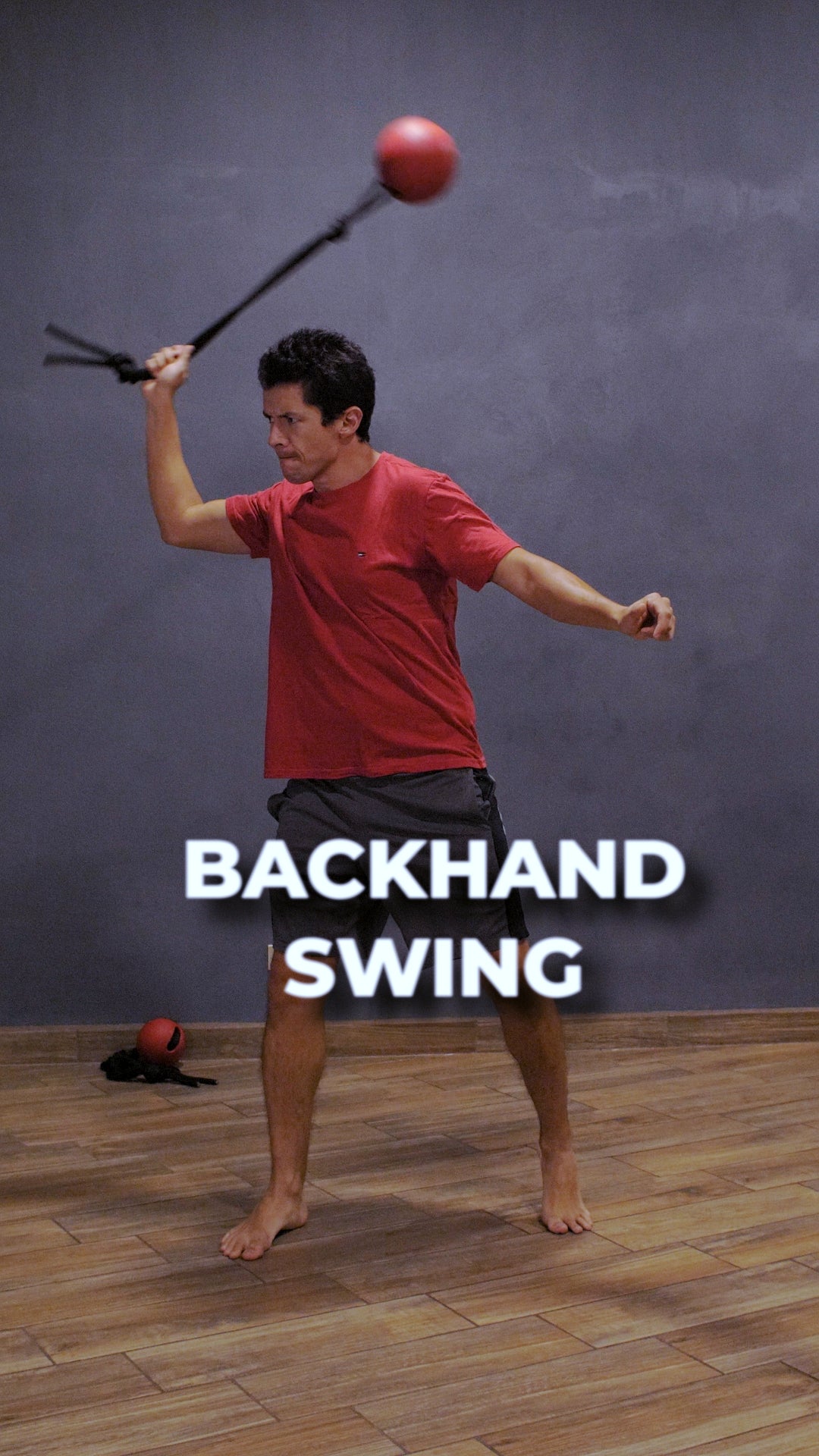 HOW TO DO A PARABALL BACKHAND SWING